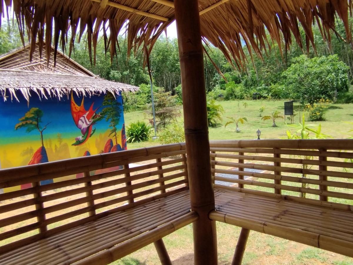 Palm Garden Bungalows Ko Lanta Exteriör bild