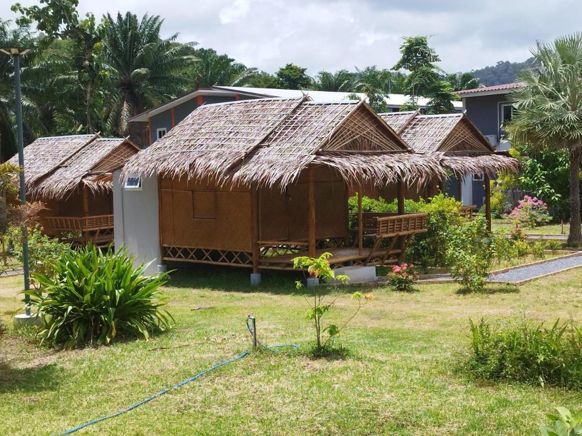 Palm Garden Bungalows Ko Lanta Exteriör bild