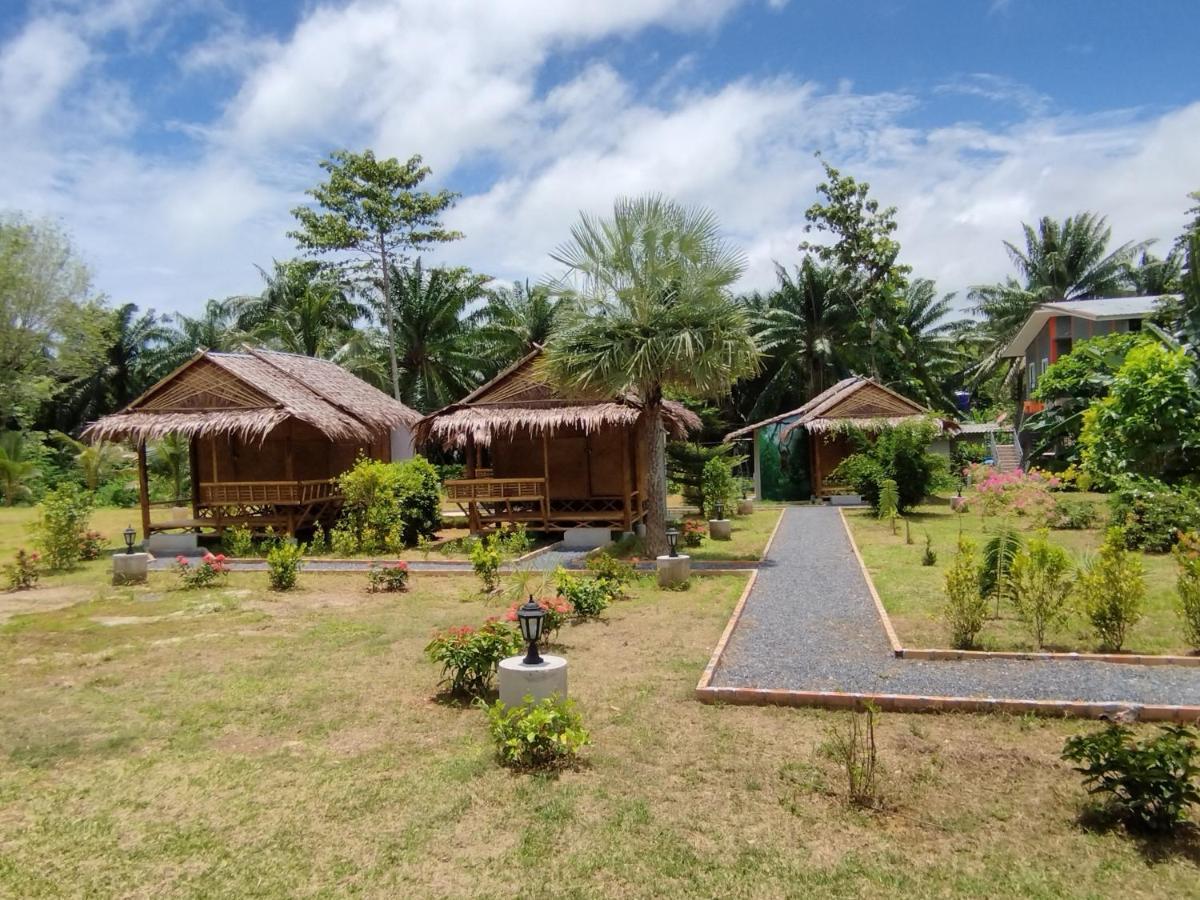 Palm Garden Bungalows Ko Lanta Exteriör bild