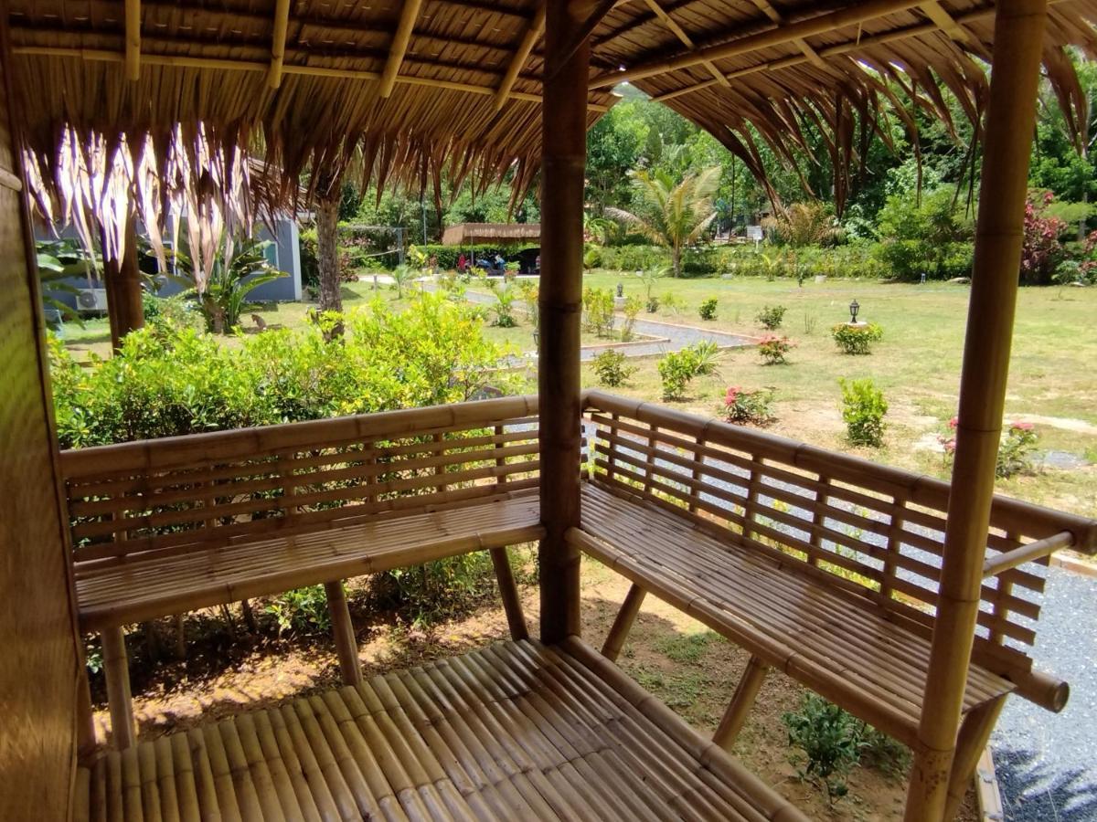 Palm Garden Bungalows Ko Lanta Exteriör bild