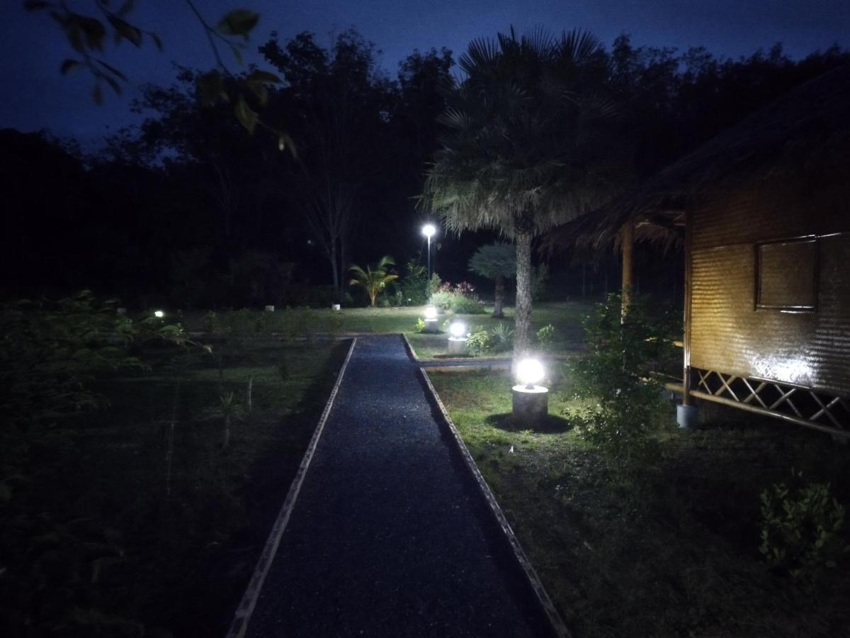 Palm Garden Bungalows Ko Lanta Exteriör bild